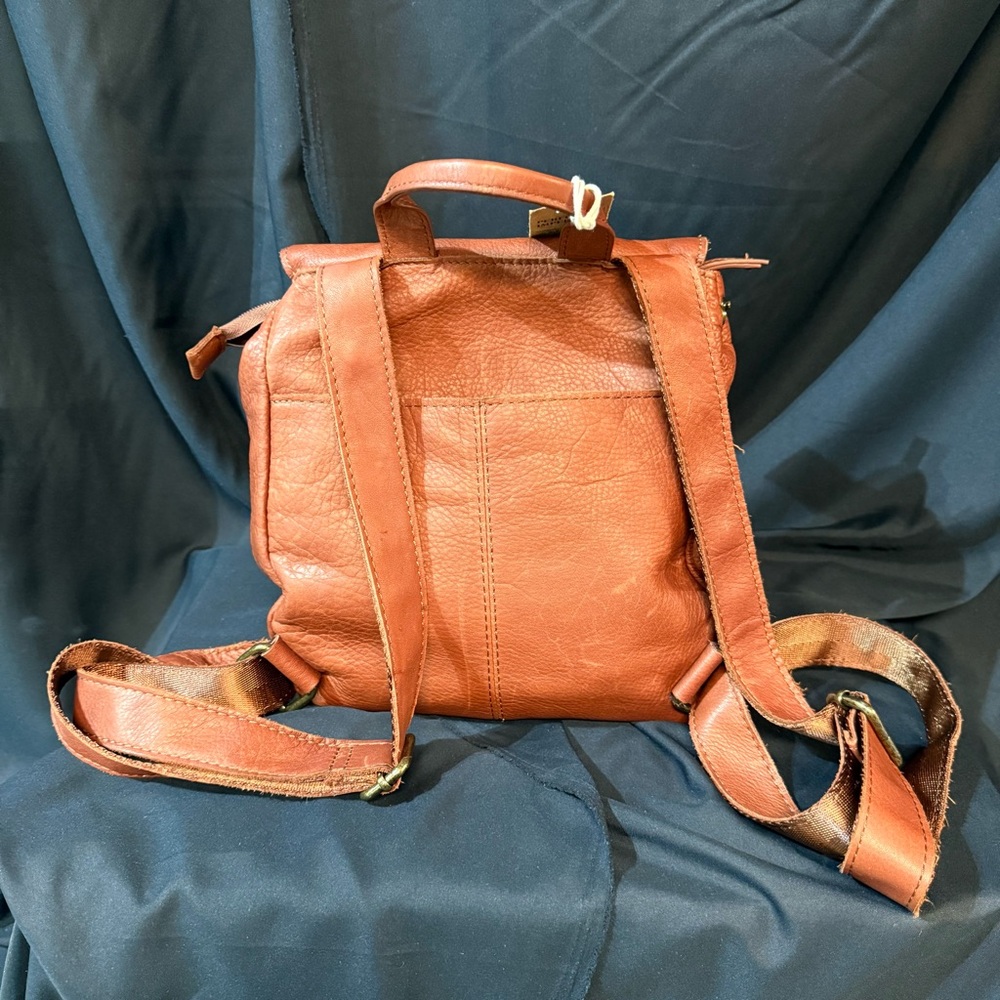 American Leather Co. Women's Leather Backpack - Chestnut Brown - Picture 10 of 12